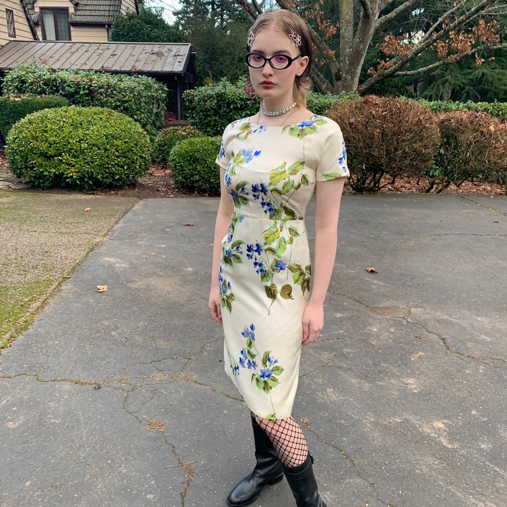 PRADA Silk Floral Dress Knee Length Darling! Sz 40